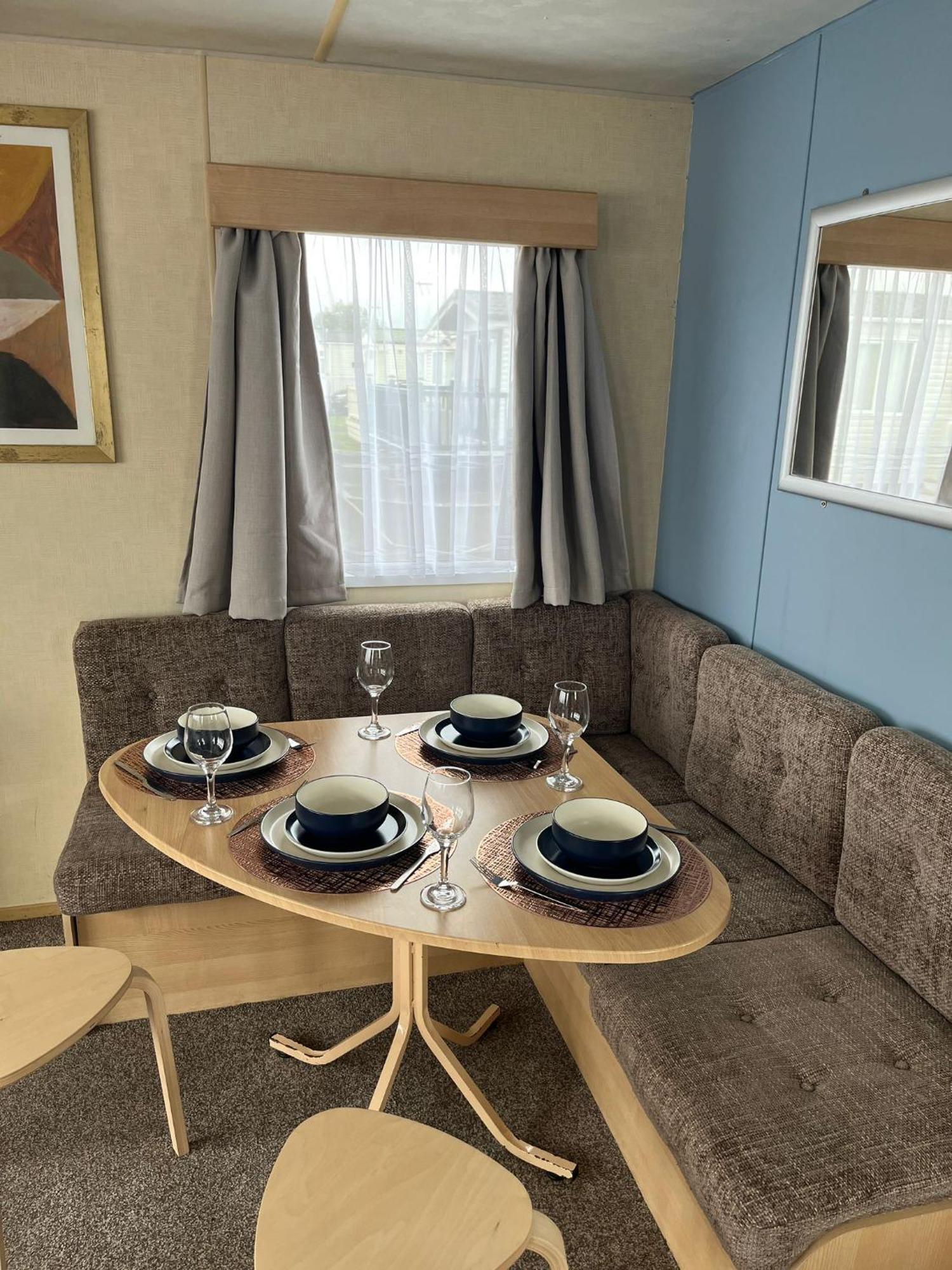 8 Berth Holiday Home At St Osyth Holiday Park Saint Osyth Exterior foto